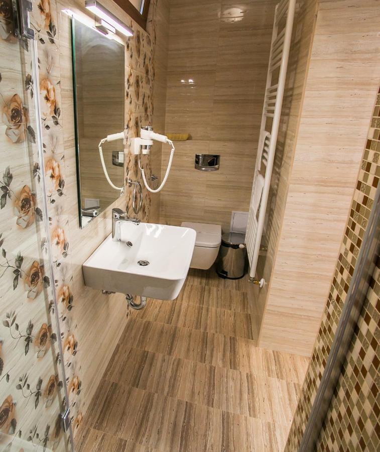Villa Boutique Arnica ブラショフ エクステリア 写真