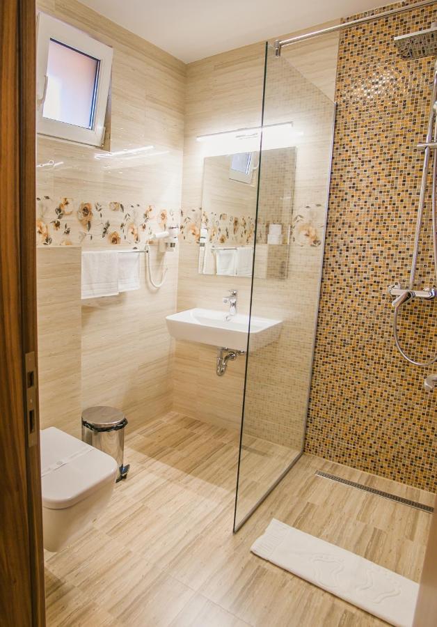 Villa Boutique Arnica ブラショフ エクステリア 写真