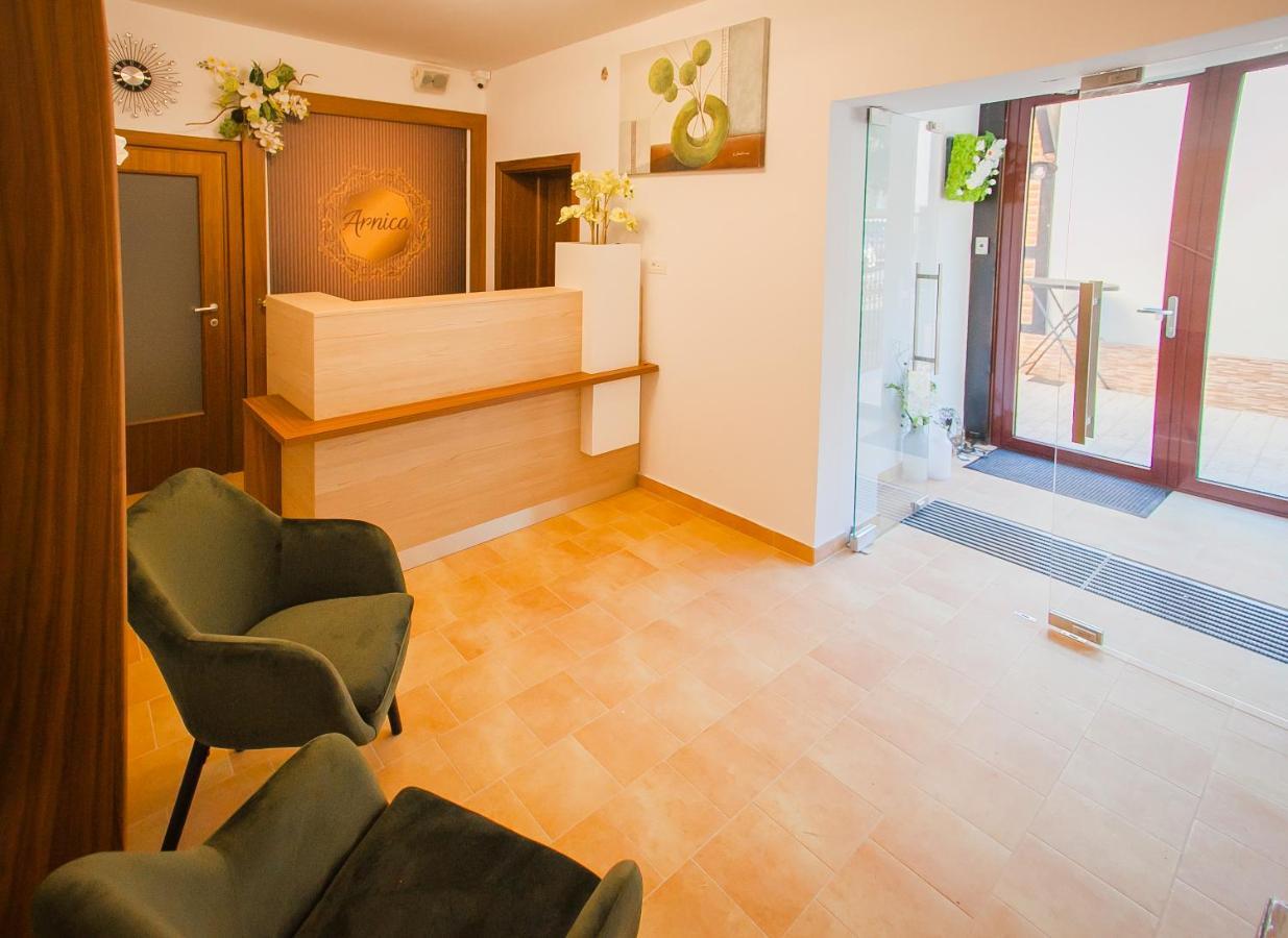 Villa Boutique Arnica ブラショフ エクステリア 写真